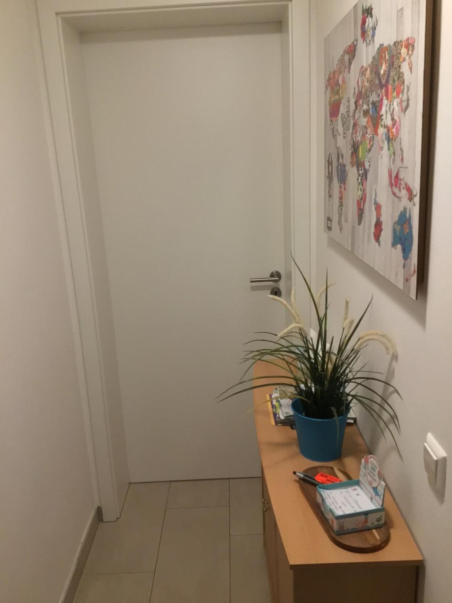 Wohnung In Gehobener Lage بروشسال المظهر الخارجي الصورة