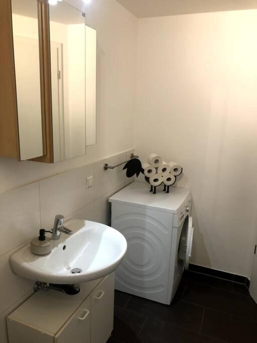 Wohnung In Gehobener Lage بروشسال المظهر الخارجي الصورة