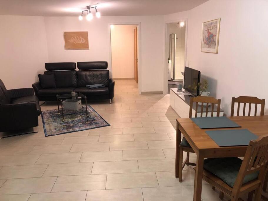Wohnung In Gehobener Lage بروشسال المظهر الخارجي الصورة